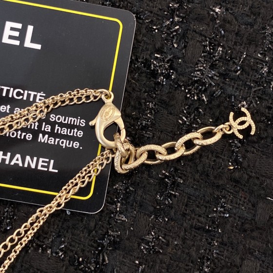 CHANEL necklace